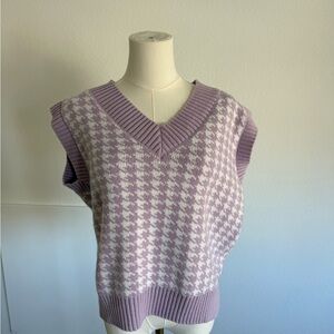 Houndstooth Sweater Vest